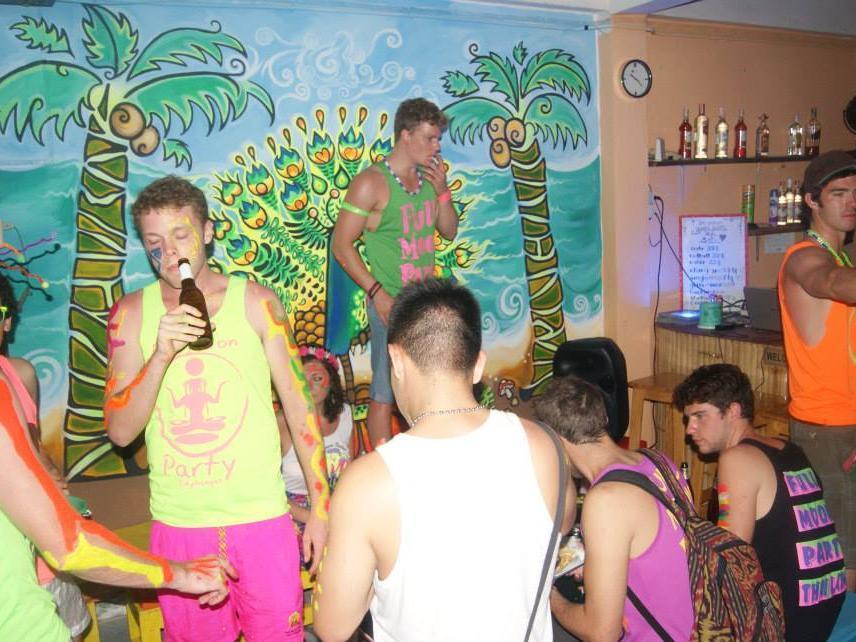 Maddy'S Hostel Ko Pha Ngan Luaran gambar