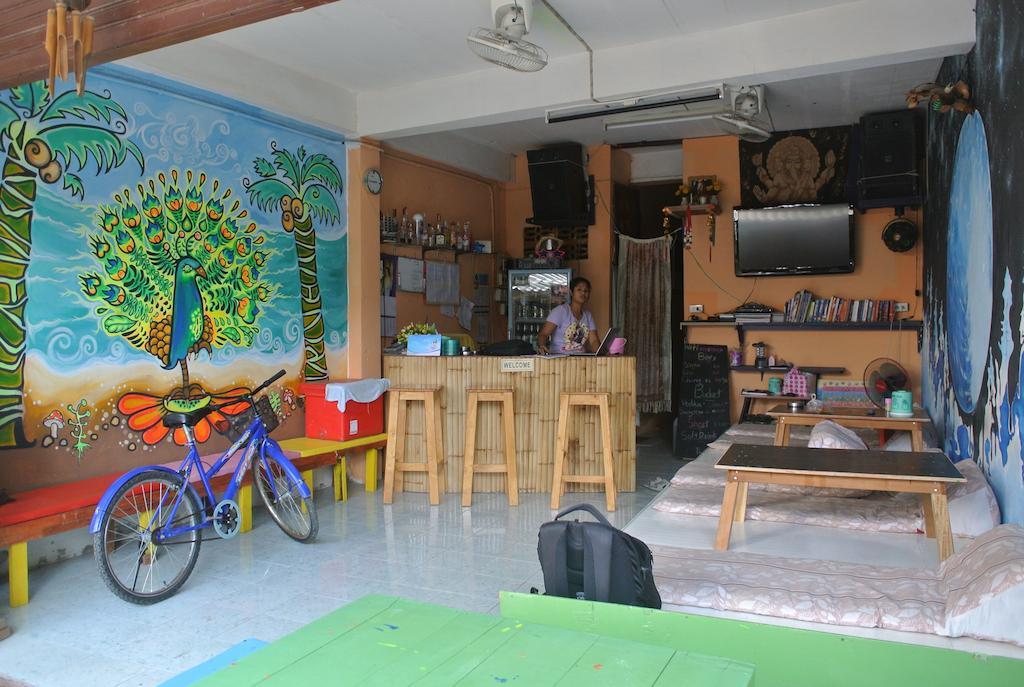 Maddy'S Hostel Ko Pha Ngan Luaran gambar
