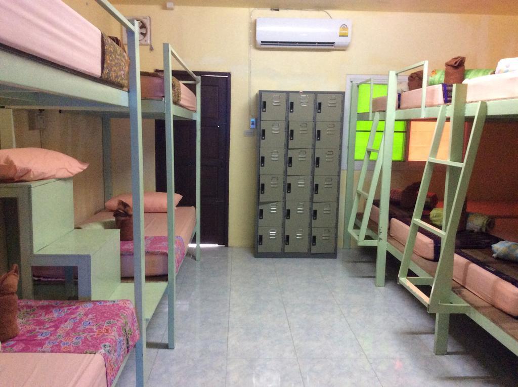 Maddy'S Hostel Ko Pha Ngan Luaran gambar