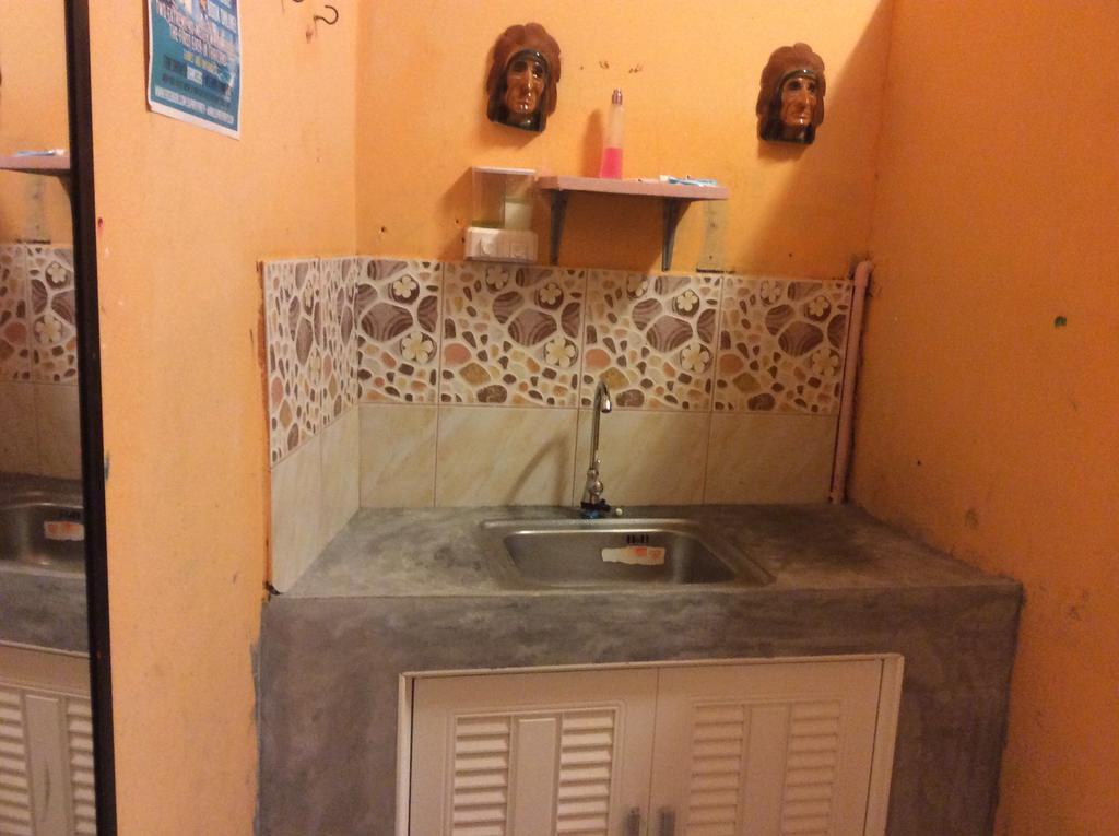 Maddy'S Hostel Ko Pha Ngan Luaran gambar