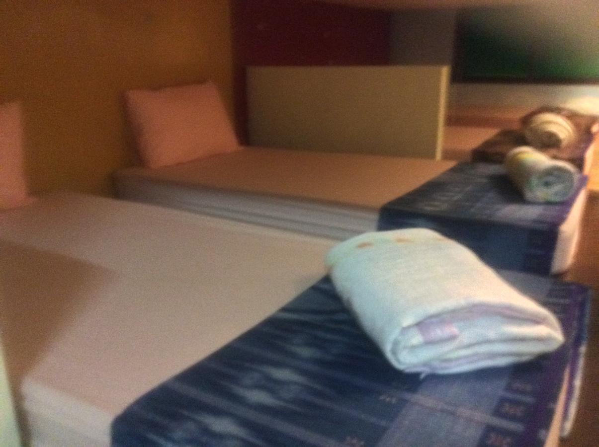 Maddy'S Hostel Ko Pha Ngan Luaran gambar