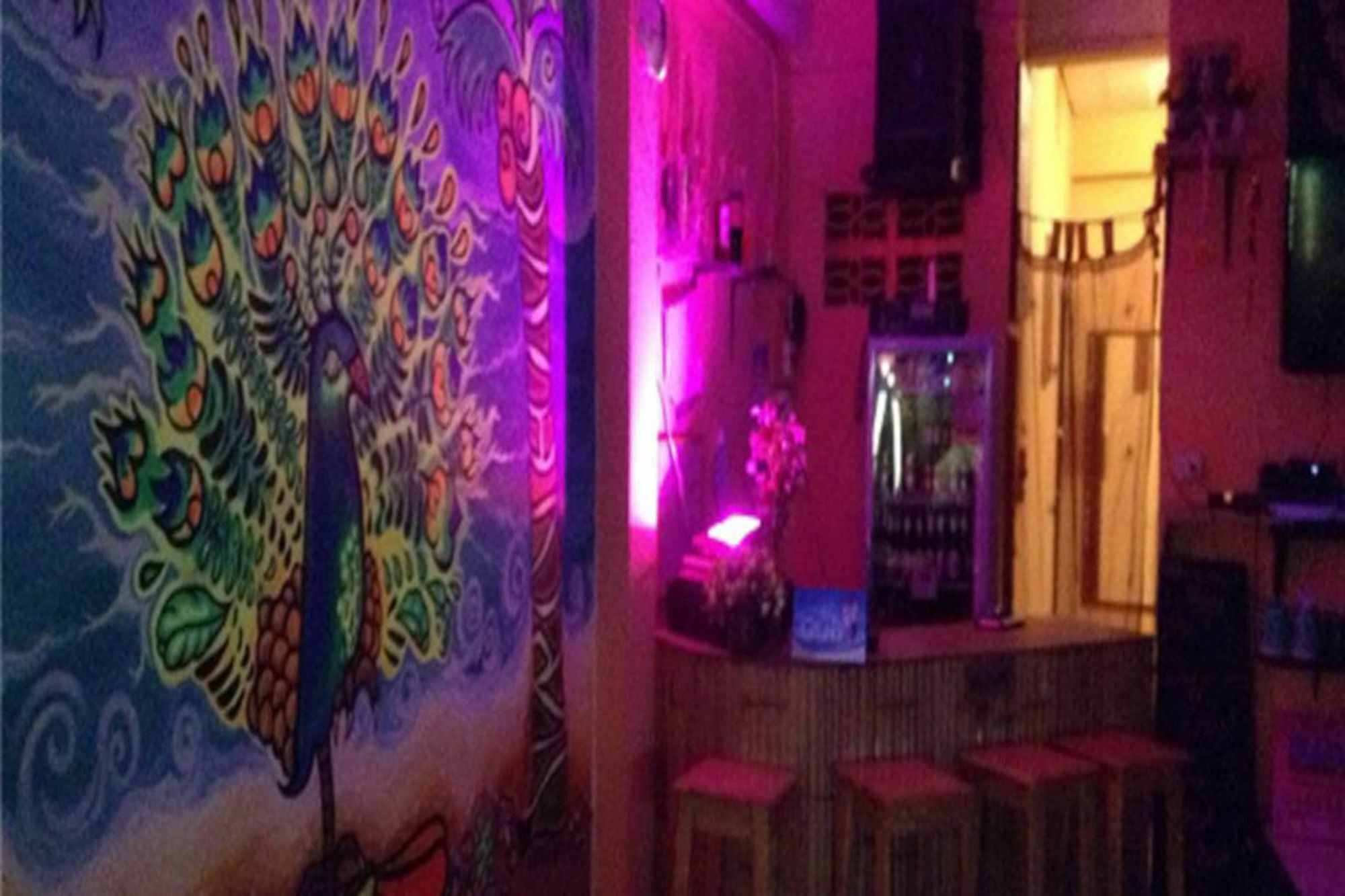 Maddy'S Hostel Ko Pha Ngan Luaran gambar